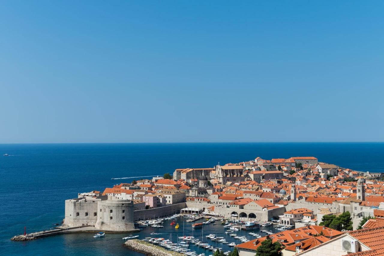 Apartman Knego With Parking Dubrovnik Bagian luar foto